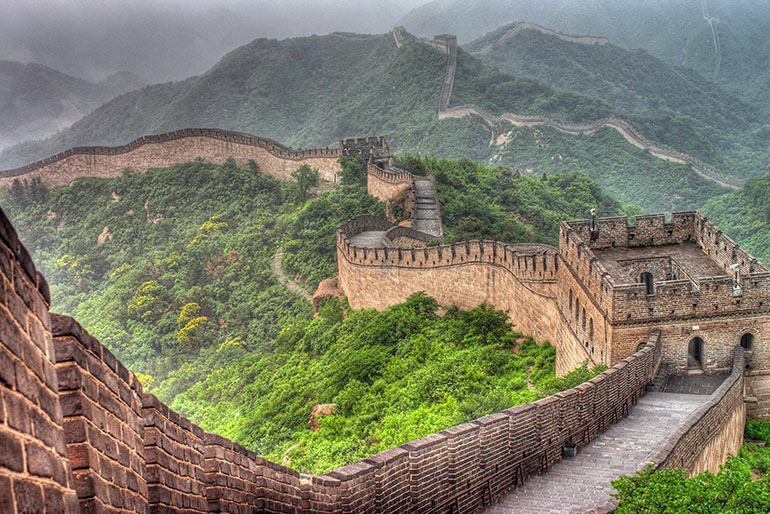 Великая Китайская Стена — самая известная достопримечательность в мире